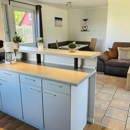 Ferienhaus Boddenwind 2 *